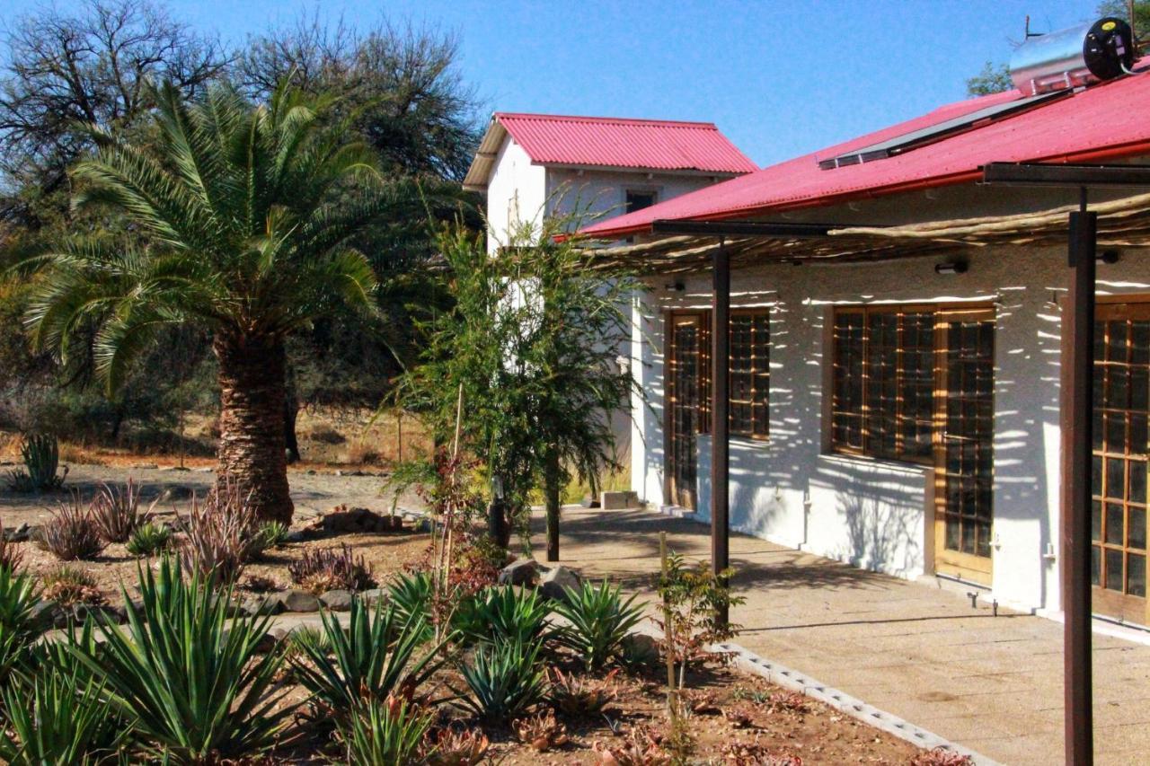 Otjisazu Guest Farm Villa Khorusepa Eksteriør bilde